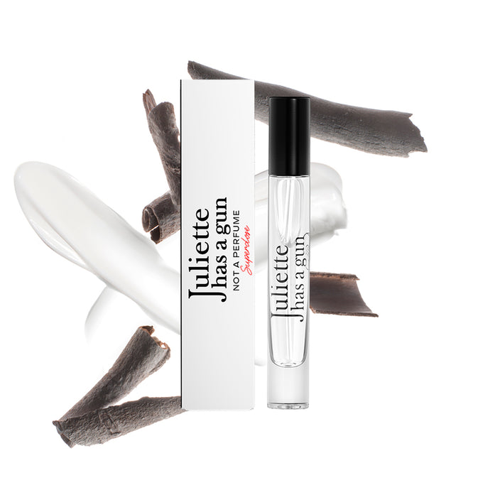 Superdose by Juliette has a gun travel spray packshot with ingredients