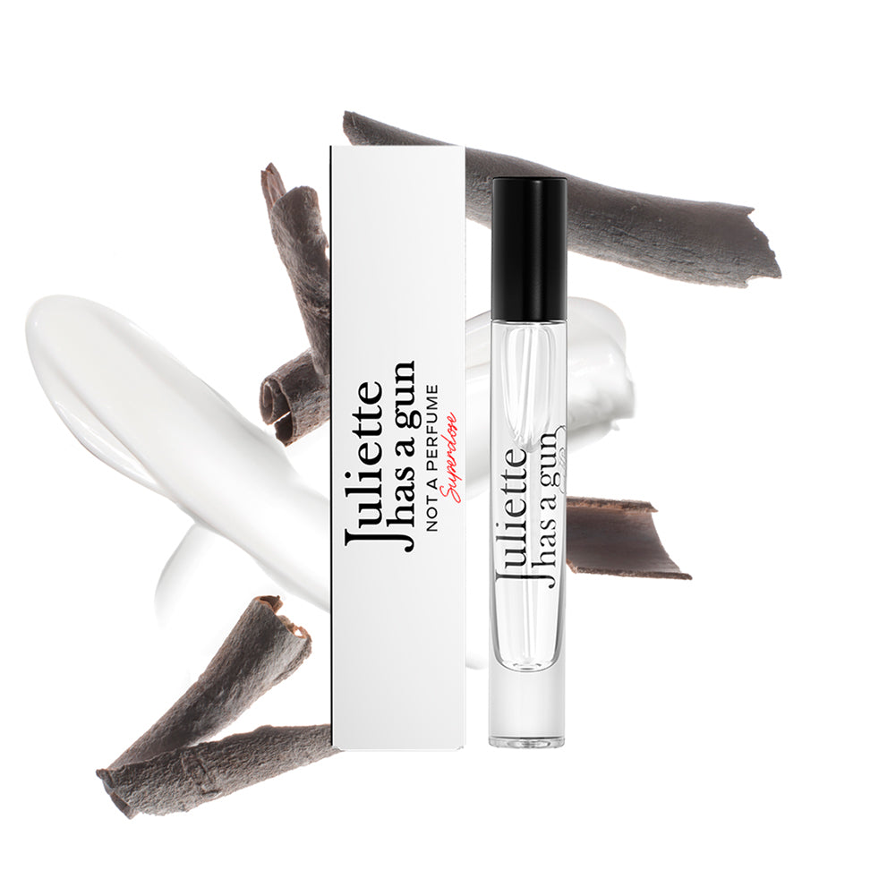 Superdose by Juliette has a gun travel spray packshot with ingredients