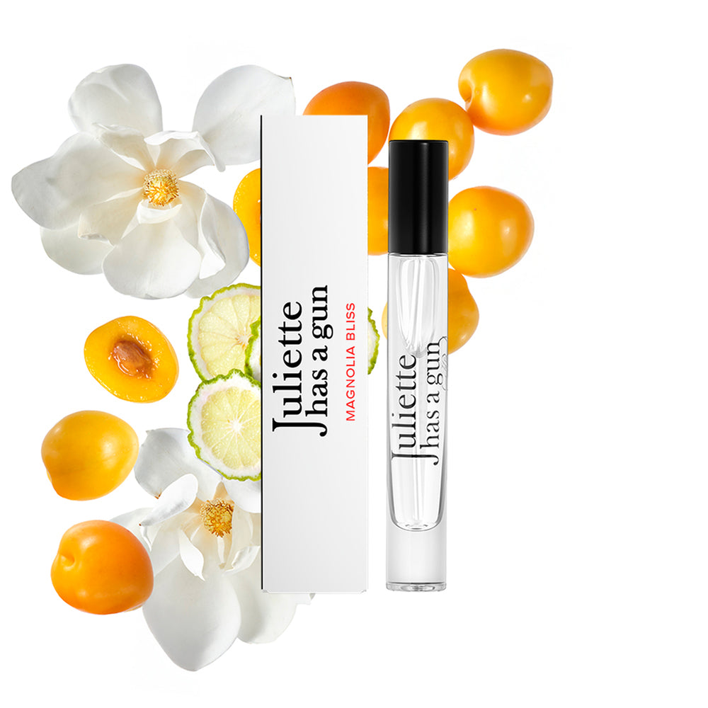 Magnolia Bliss by Juliette has a gun travel spray packshot with ingredients 