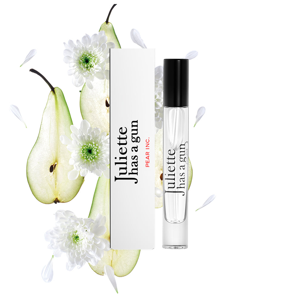 Pear Inc by Juliette has a gun travel spray packshot with ingredients