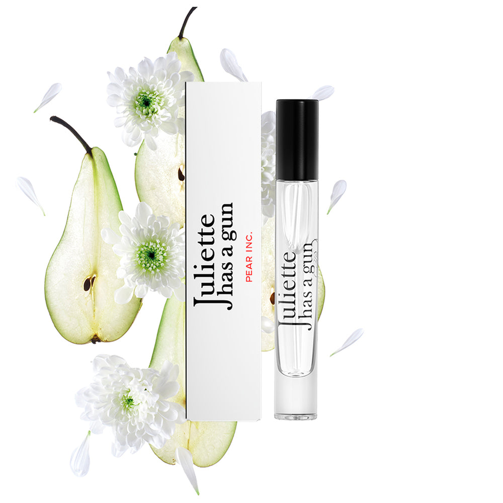 Pear Inc by Juliette has a gun travel spray packshot with ingredients